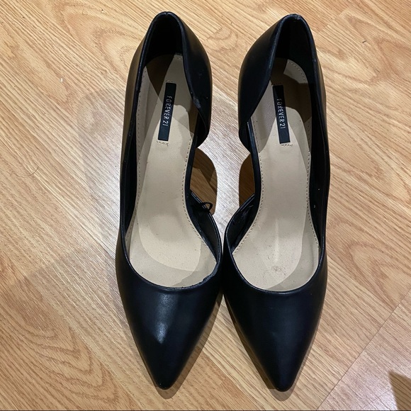 Black Forever21 Heels - Picture 2 of 3